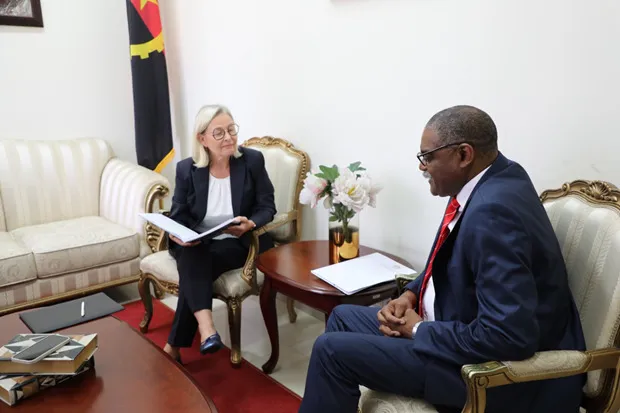 Relações entre Angola e a Finlândia abordadas em Luanda