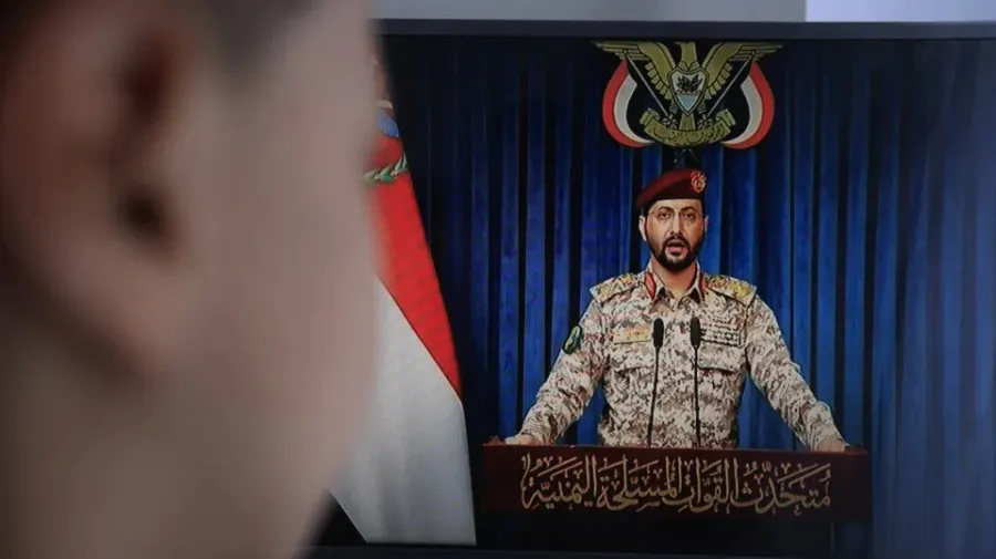 Rebeldes Imenitas proíbem navios de escalar em portos sauditas