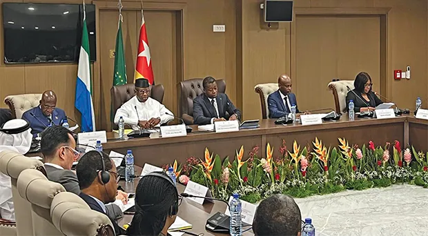 Angola defende África autossuficiente para enfrentar a crise do Médio Oriente