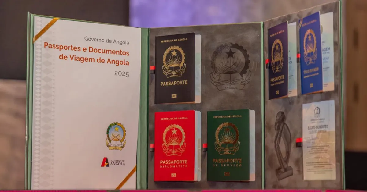Lançado novo passaporte electrónico de Angola