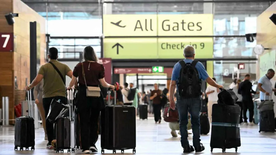 UE chega a acordo sobre novos direitos para passageiros aéreos após 12 anos