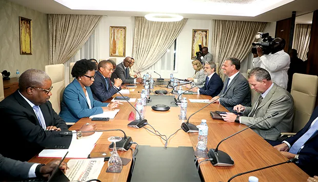Angola e Brasil analisam cooperação no domínio da agricultura