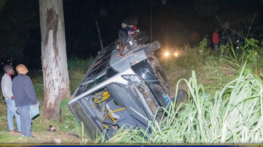Autocarro capota e causa mais de 20 feridos no Moxico