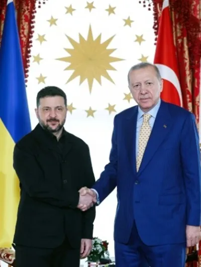 Presidente da Turquia reúne-se com o homologo da Ucrânia