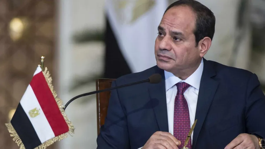 Presidente do Egipto alerta que Petróleo pode chegar aos 200 dólares