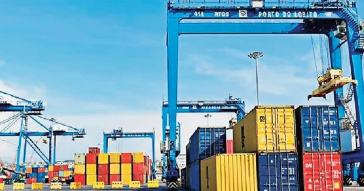 Porto do Lobito registou aumento de movimentação de carga