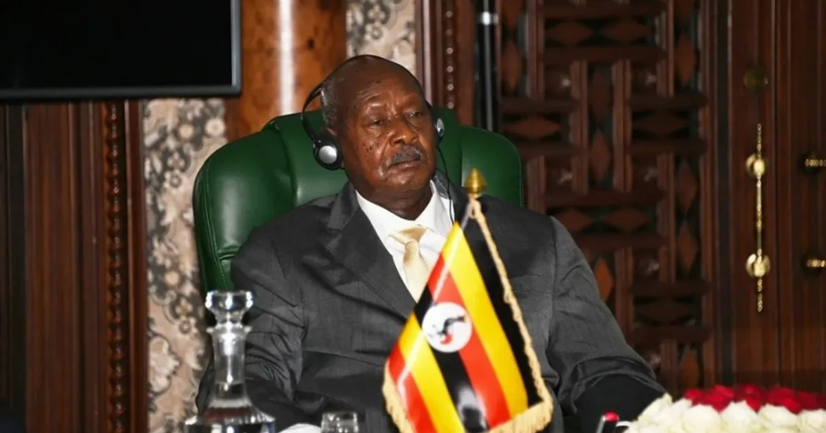 Presidente Museveni quebra fala sobre a guerra entre Israel e Irão
