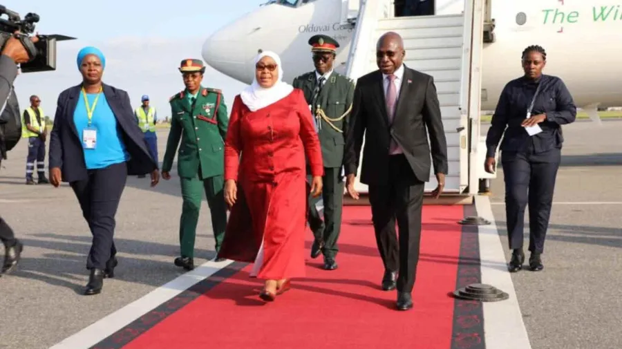 Presidente da Tanzânia em Luanda para visita de 48 horas