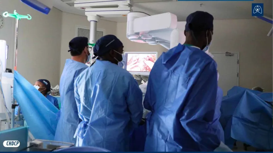 Complexo Hospitalar realiza três cirurgias da próstata assistidas por robô