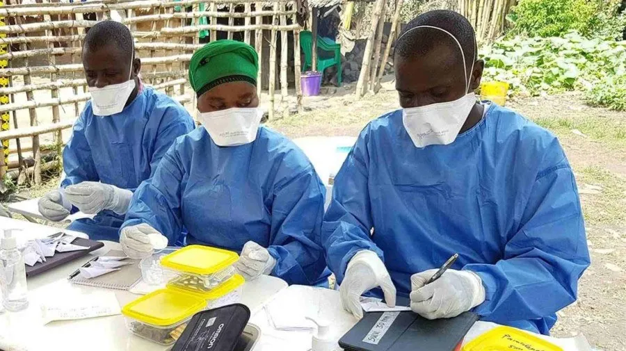 RDC enfrenta insuficiência de médicos para resposta ao surto de Ébola
