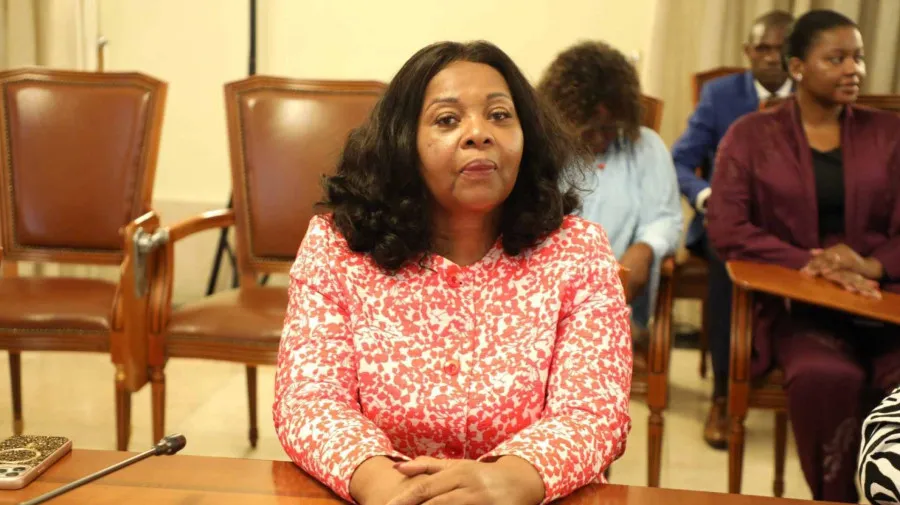 Antiga ministra de São Tomé e Príncipe é pré-candidata presidencial
