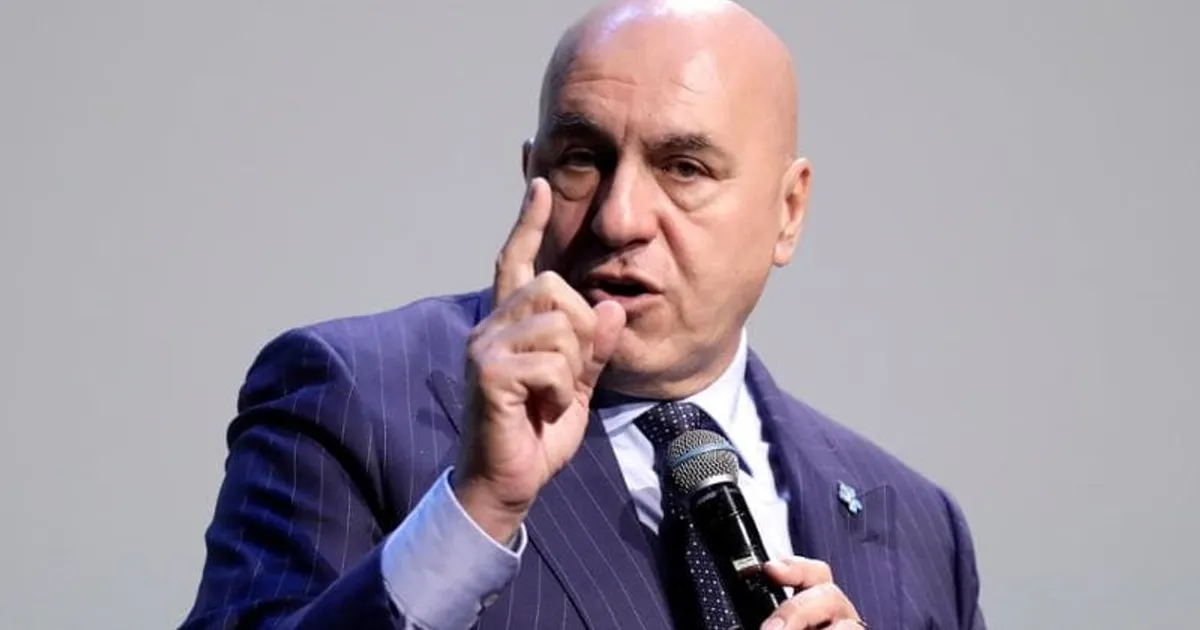 Ministro da Defesa italiano diz que Europa está debaixo de ataque russo