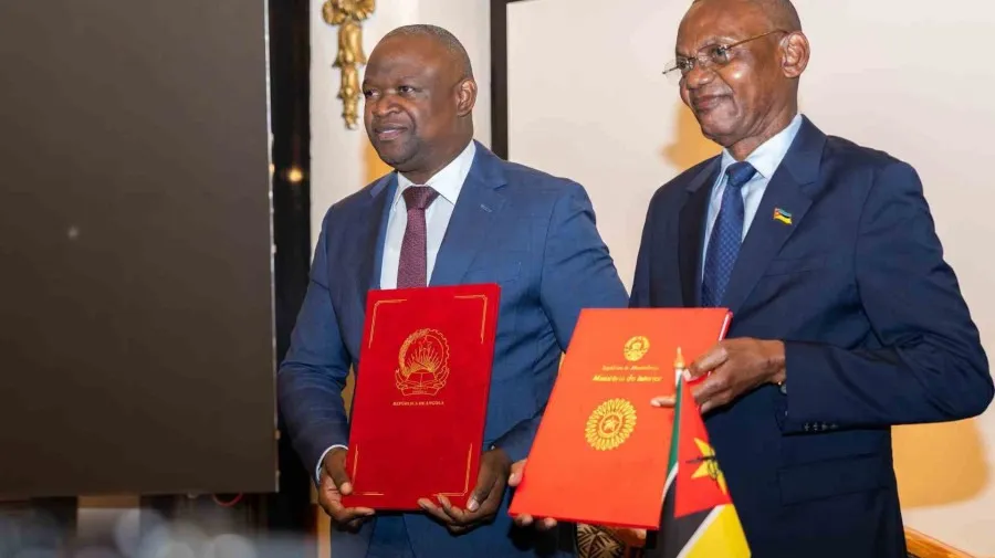 Angola e Moçambique assinam acordo no domínio da migração
