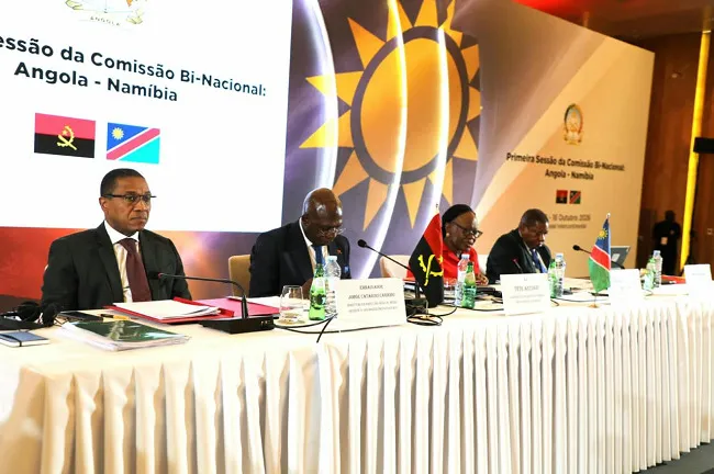 Angola e Namíbia reúnem Comissão Bi-Nacional para reforçar cooperação