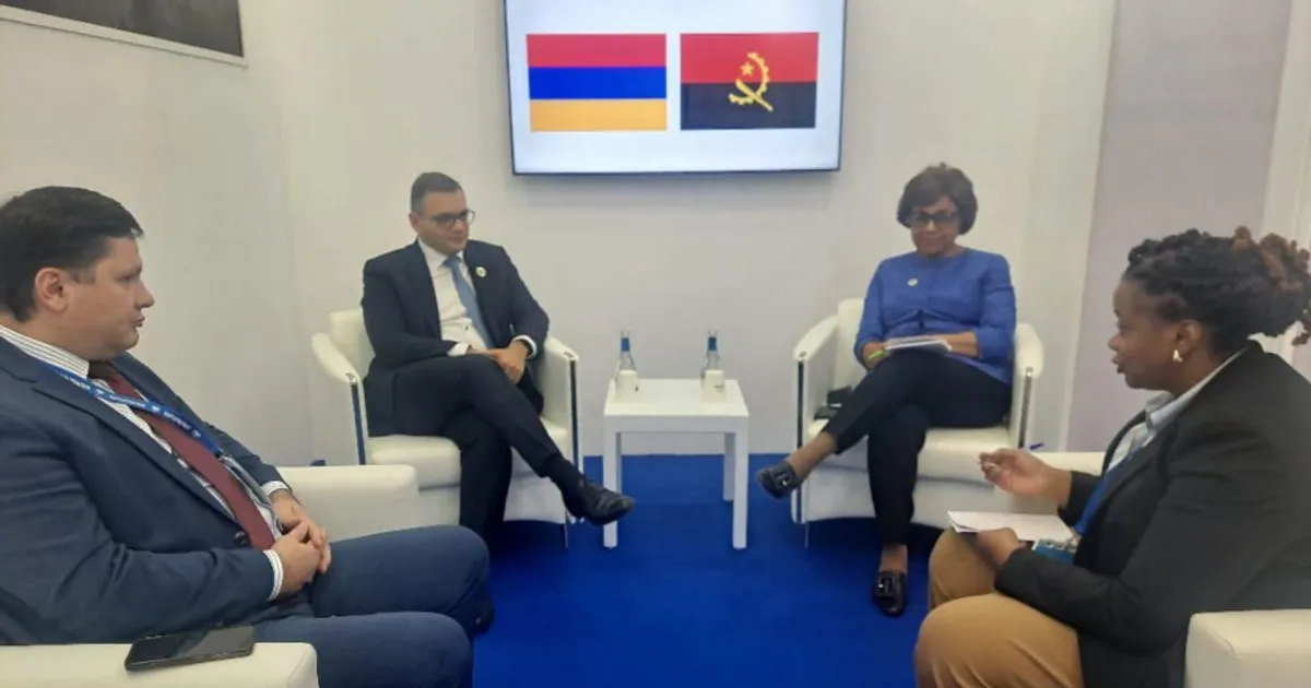 Angola e Arménia abordam negociações de interesse comum