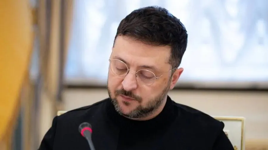 Zelensky prevê convocar eleições presidenciais e referendo este mês