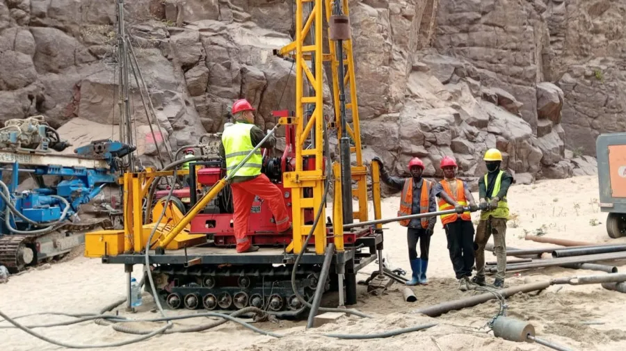 Energia e Águas trabalha na recuperação de mais de 40 barragens no Namibe