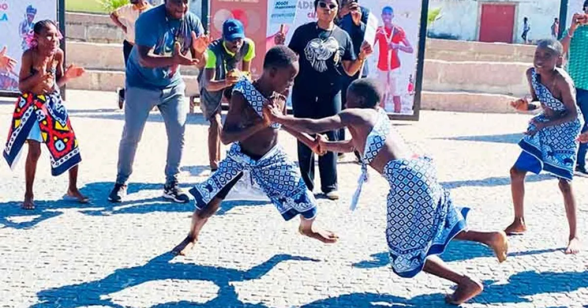 Jogos tradicionais ancestrais do Sul de Angola apresentados na Huíla