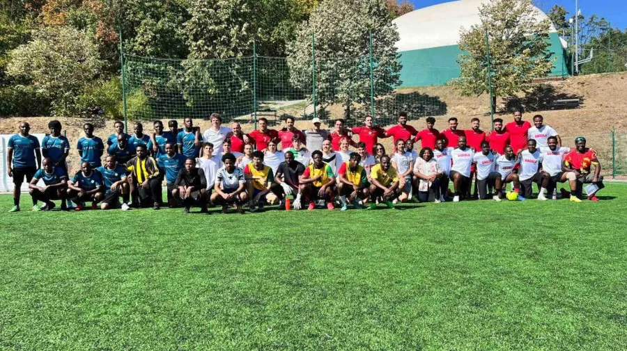 Embaixada de Angola na Hungria assinala o Dia do Herói Nacional com Torneio de Futsal