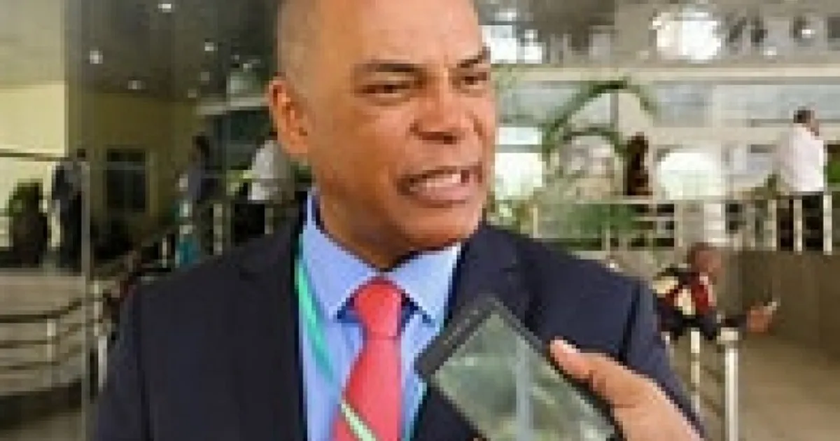 Presidente da UNITA diz que a sua recandidatura visa concluir uma missão inacabada no partido