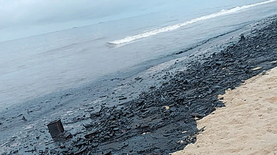 Derrame de petróleo danifica 13 embarcações e 113 redes de pesca no Zaire