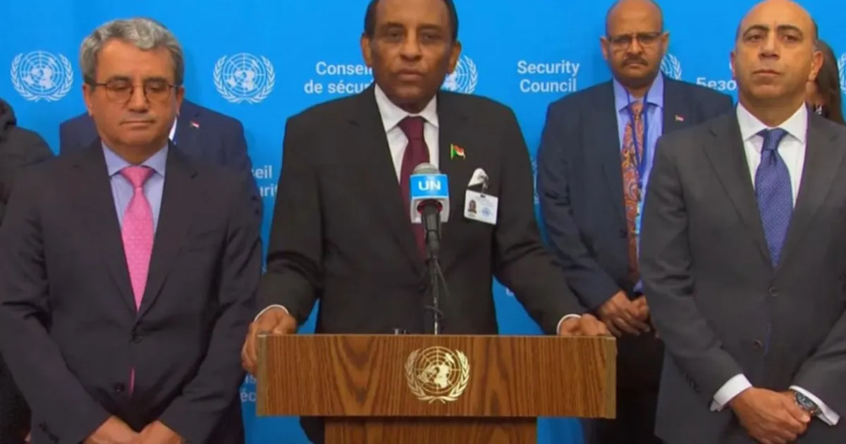 Primeiro-ministro do Sudão leva plano de paz à ONU