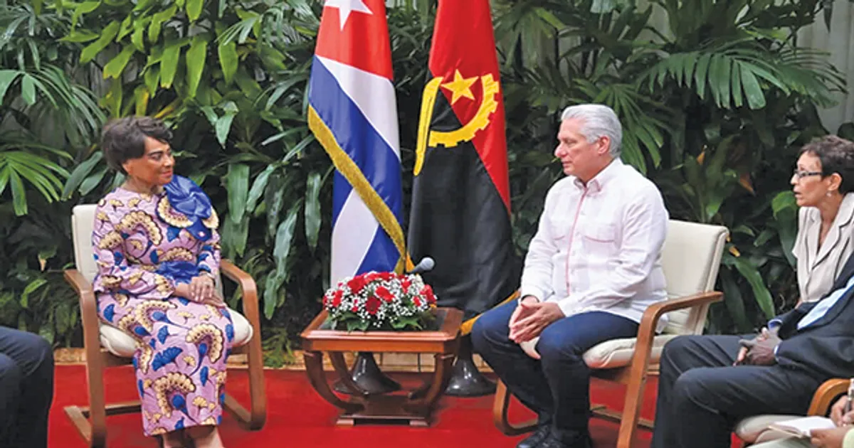 Presidente cubano analisa cooperação com Carolina Cerqueira