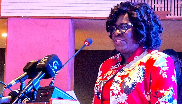 Bastonária da Ordem dos Médicos de Angola apela à união da classe