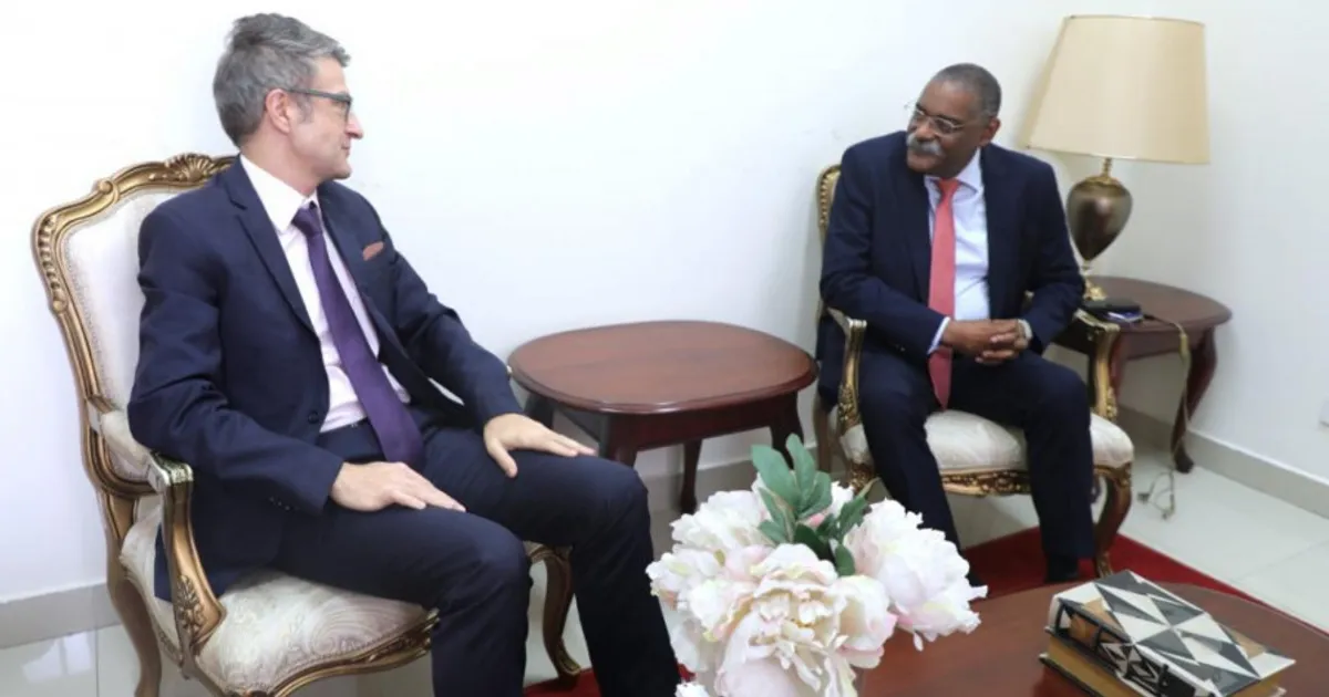 Angola e Sérvia abordam estreitamento da cooperação