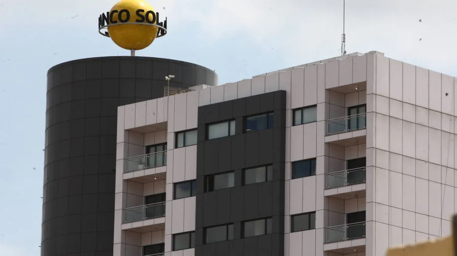 Banca comercial introduz soluções rápidas de Internet e Mobile Banking