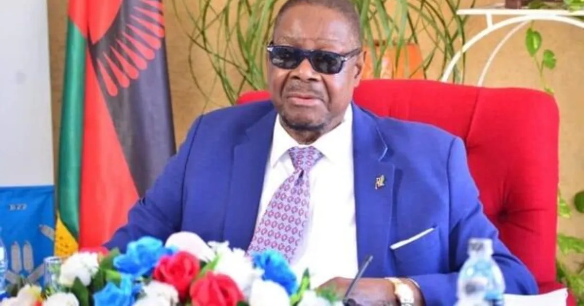 Peter Mutharika lidera contagem oficial dos votos no Malawi