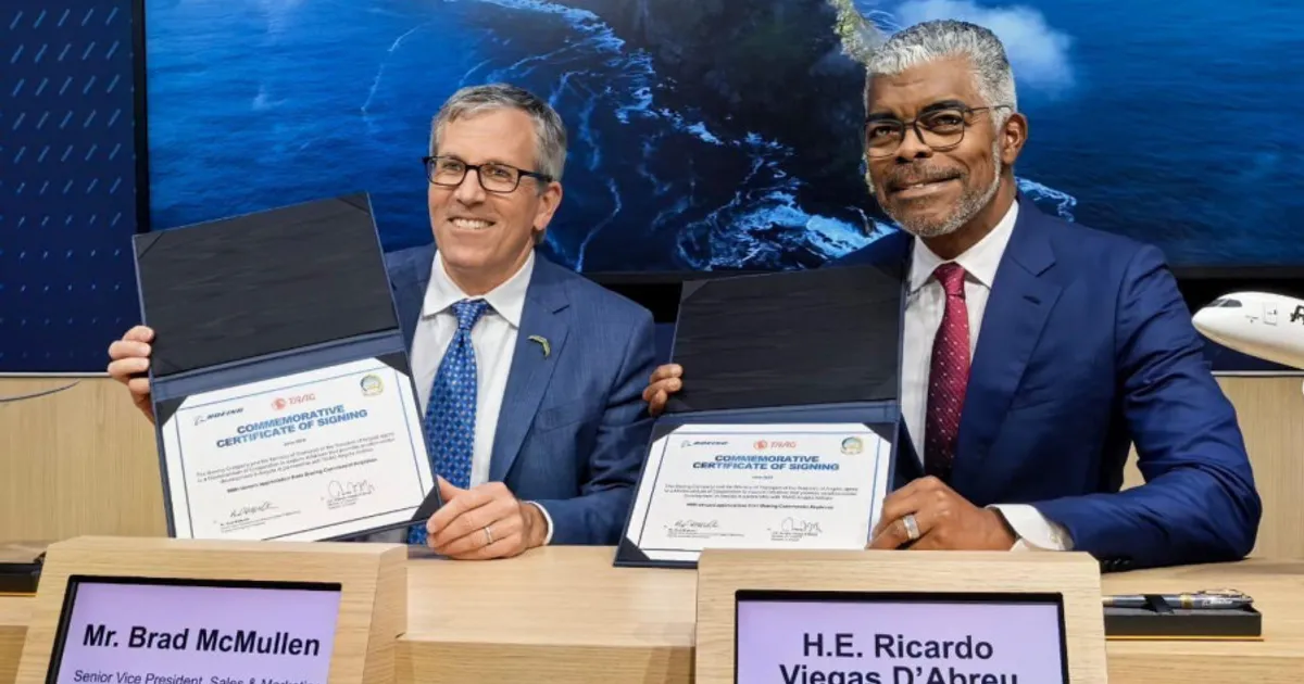 Assinado memorando com a Boeing para modernização do sector da aviação angolana