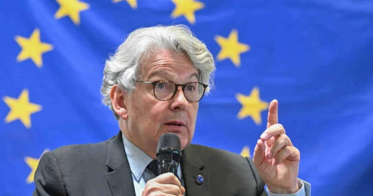 Comissão Europeia condena sanções dos EUA contra cinco europeus