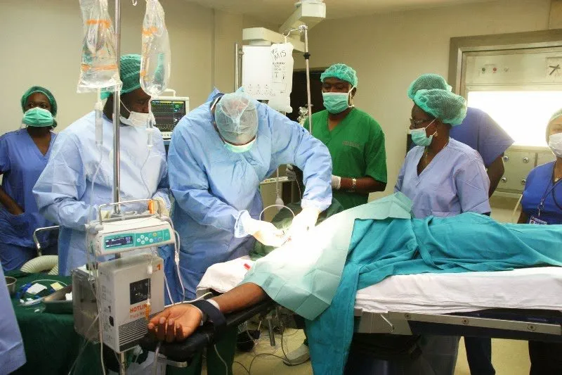 Mais de 50 mil médicos nigerianos trabalham no exterior