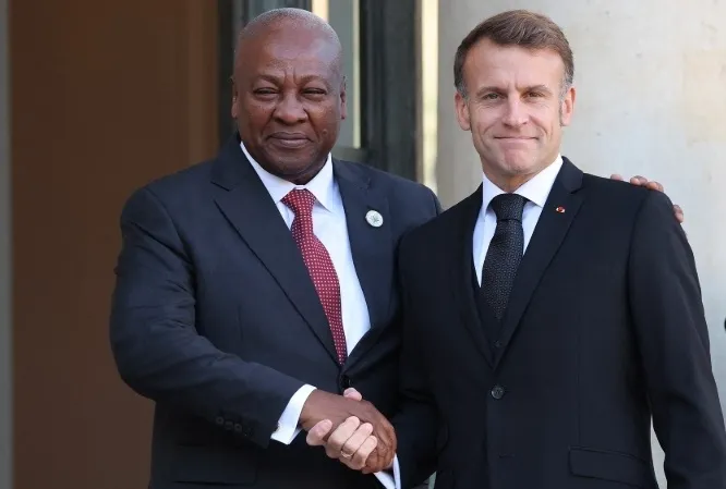 Ghana diz que França está aberta a dialogar sobre reparações da escravatura