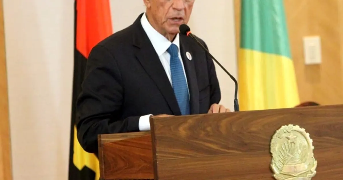Presidente de Portugal elogia Angola como "potência" em África