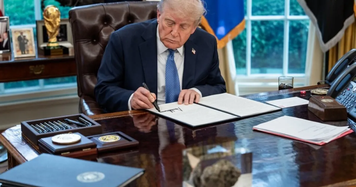 Trump retira tarifas das importações de bananas e café