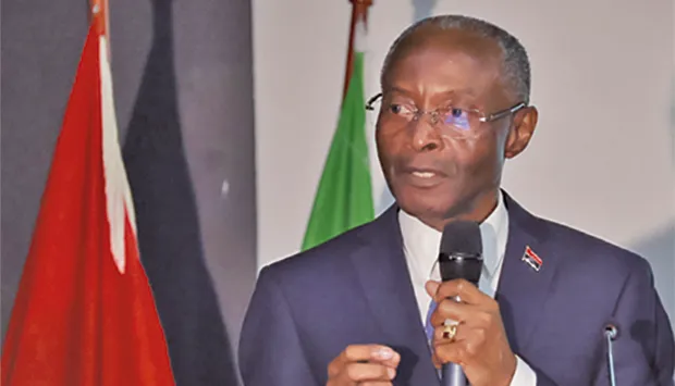 Antigo Vice-Presidente realça paz angolana como exemplo para África