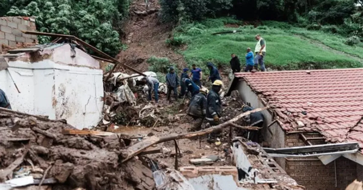 Subiu para 90 o número de mortos nas inundações na Africa do Sul