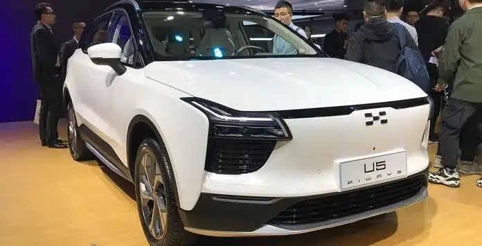 China aumenta exportações de automóveis eléctricos para África