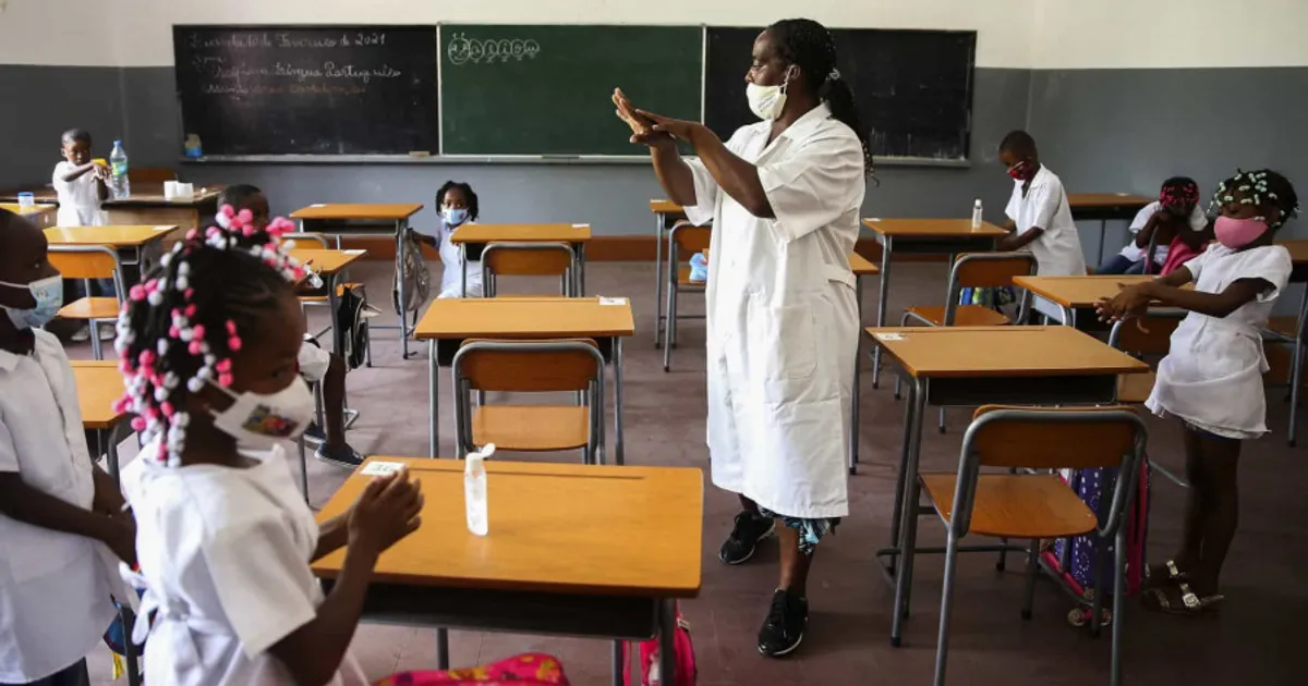 Dia Nacional do Educador em Angola celebra taxa de literacia de 76 por cento