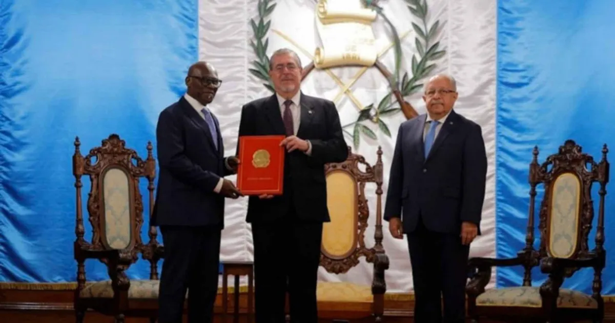 Acreditado novo Embaixador de Angola na Guatemala