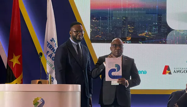 Lançado livro que aborda a Digitalização e Transição à Energia Verde