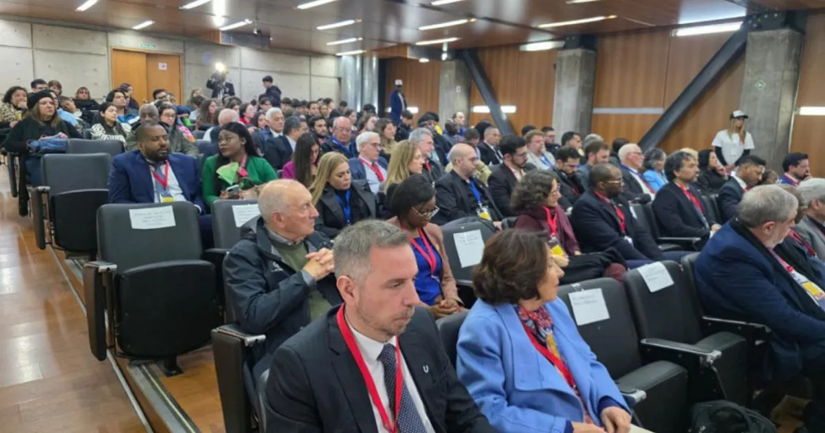 Conferência internacional "Angola 50 anos" realizada na Argentina