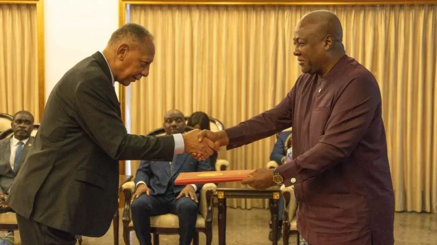 Embaixadores de Angola apresentam Cartas Credenciais em três países