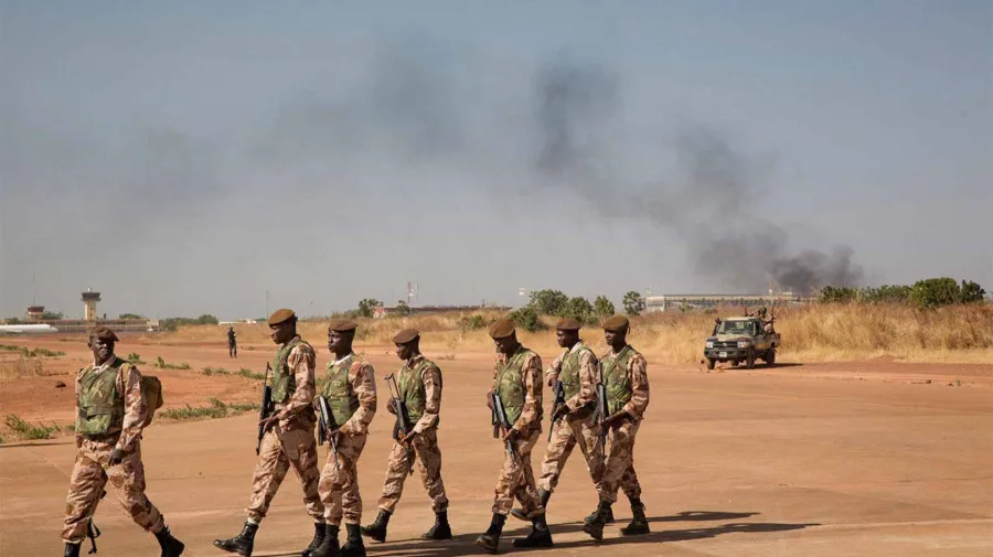 Mali anuncia ofensiva contra muçulmanos e tuaregues