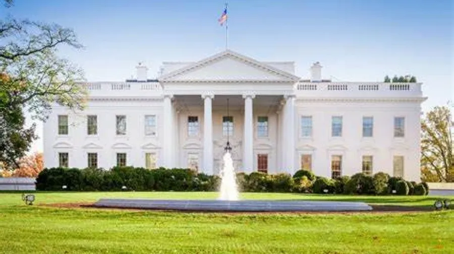 Tribunal trava salão de baile de Trump na Casa Branca