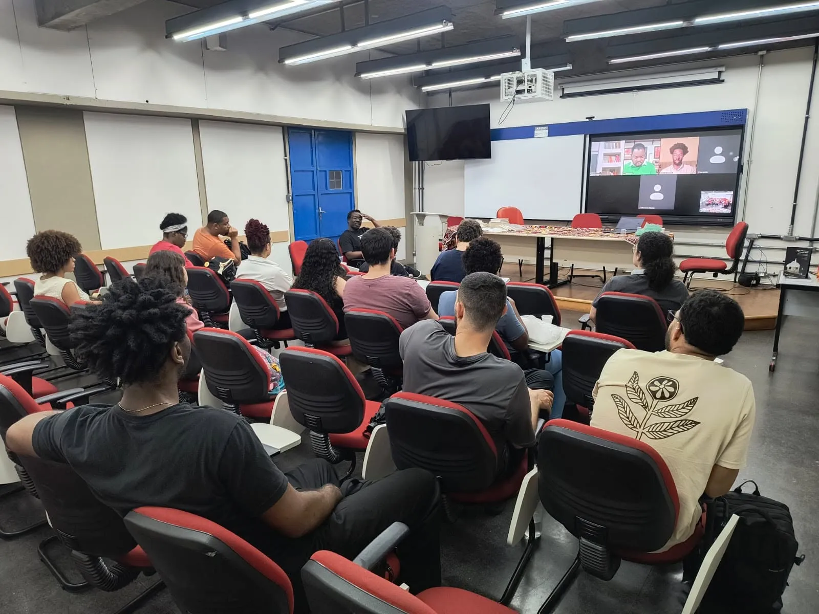Livro “Prisão Política” é apresentado na Universidade Estadual do Rio de Janeiro