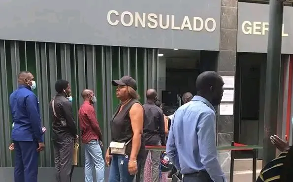Restrições de vistos dos EUA geram polémica em Angola