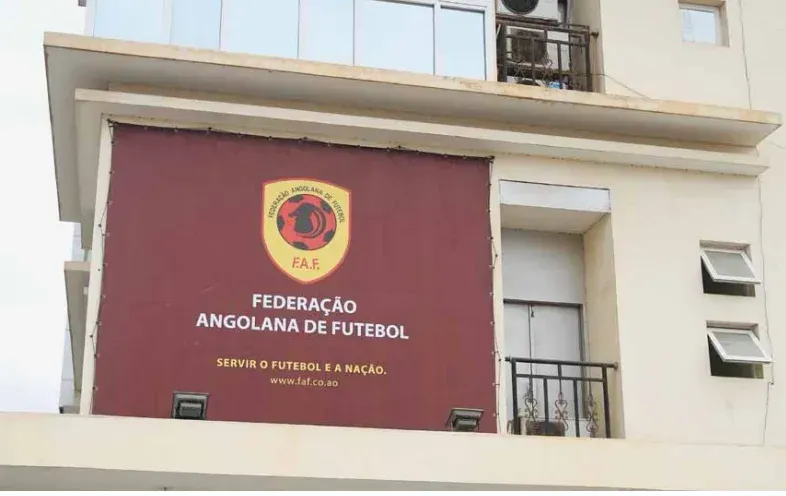 FAF multa 1.º de Agosto em 7,2 milhões de kwanzas por salários em atraso